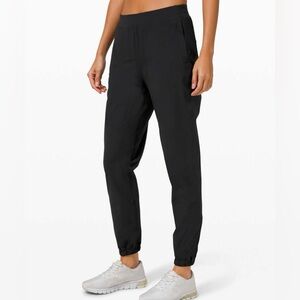 NWOT Lululemon Adapted State Jogger
Black